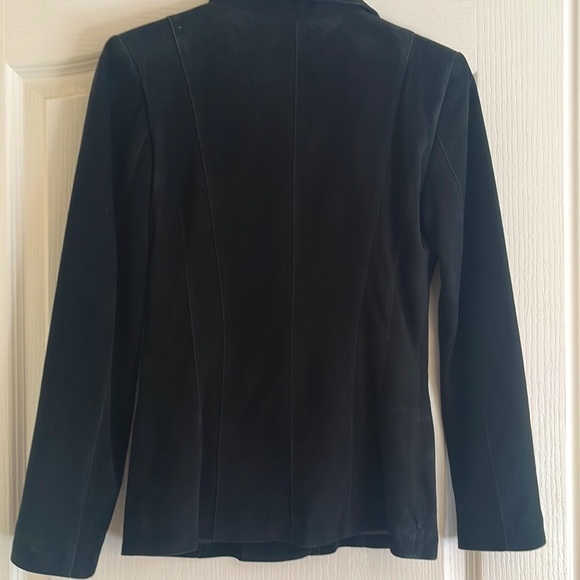 Real suede leather blazer jacket, brand new. Black colour. Size XS. Ital… - Picture 6 of 12